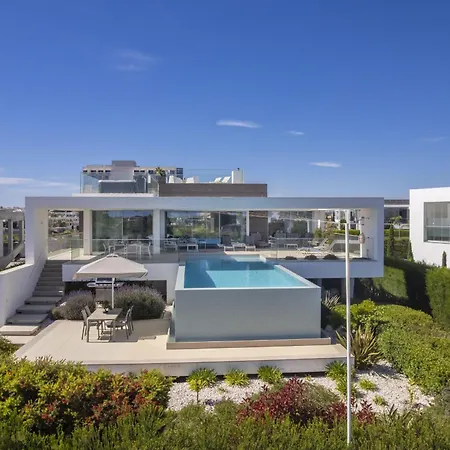 Coolhouses Algarve Lagos, Camilo Villa *
