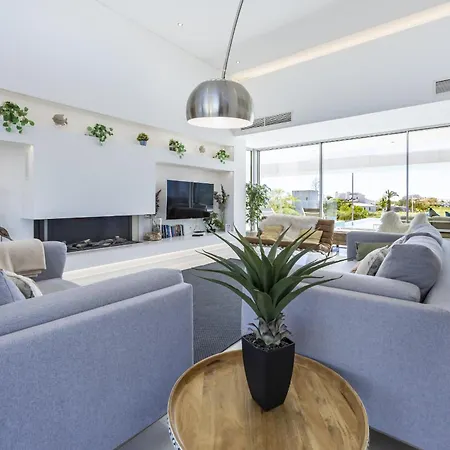 Coolhouses Algarve Lagos, Camilo *