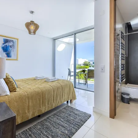 Coolhouses Algarve Lagos, Camilo Villa