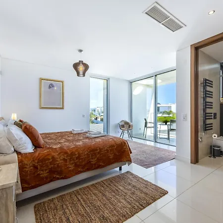 Coolhouses Algarve Lagos, Camilo Λάγος