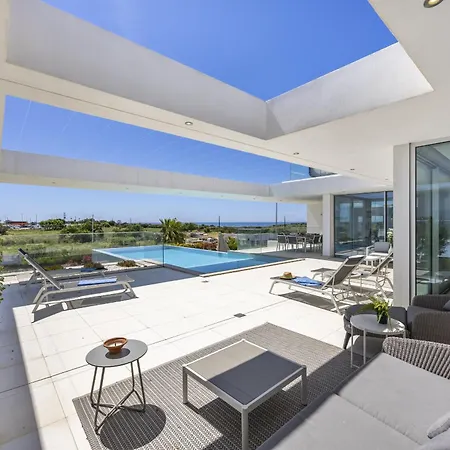 Coolhouses Algarve Lagos, Camilo Villa *