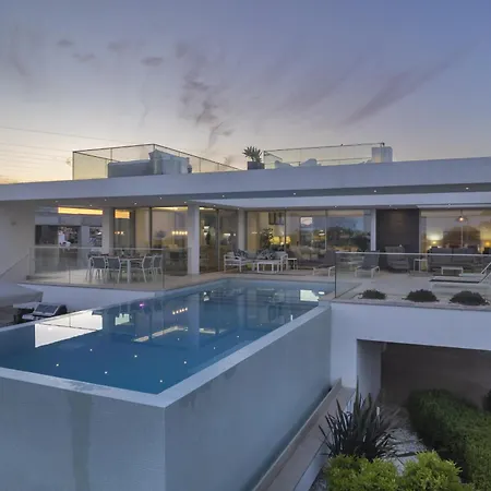 Coolhouses Algarve Lagos, Camilo Villa